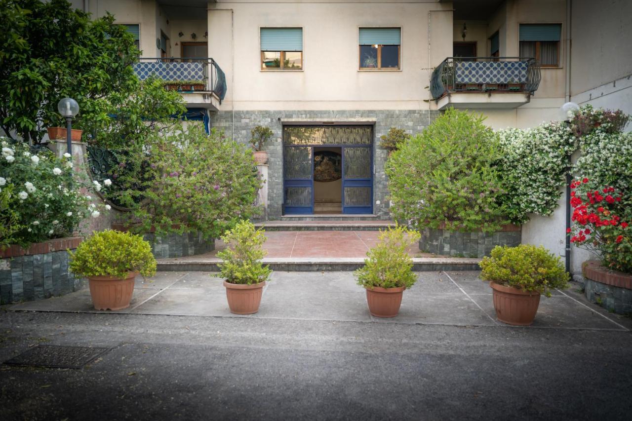 Sorrento Hidden Garden & Rooms Buitenkant foto